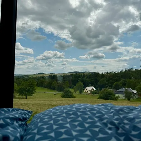Jeseniky Glamp Hytte *